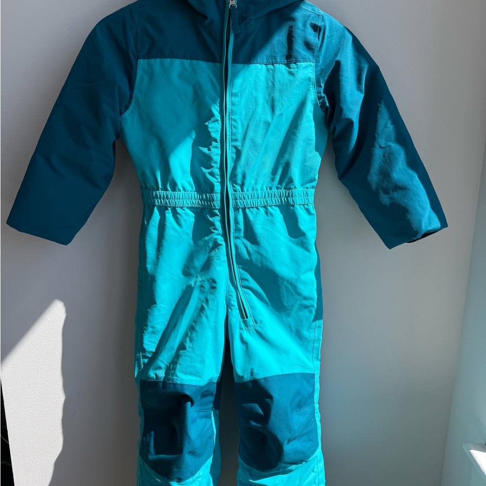 Lands’ End perfect condition kids’ snowsuit